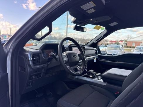 Used 2025 Ford F150 XLT w/ Equipment Group 302A MID image 9