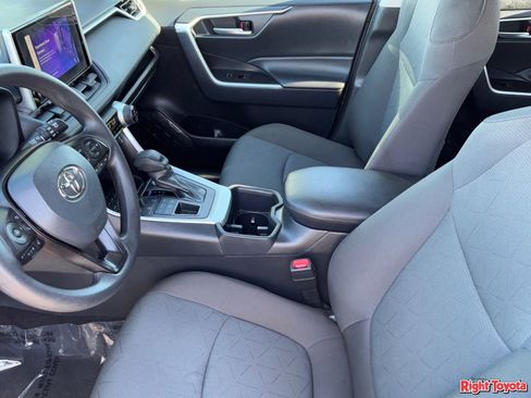 Certified 2025 Toyota RAV4 XLE AWD/4WD image 20