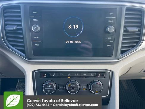 Used 2020 Volkswagen Atlas SE w/ Panoramic Sunroof Package AWD/4WD image 12