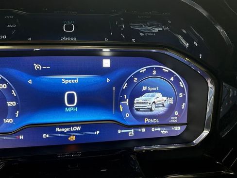 Used 2022 Chevrolet Silverado 1500 LT w/ Protection Package image 13