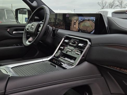 Used 2025 Nissan Armada SL w/ Captain's Chari Seat Package RWD image 9