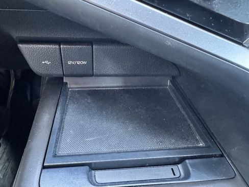 Used 2023 Toyota Camry SE w/ Cold Weather Package image 19