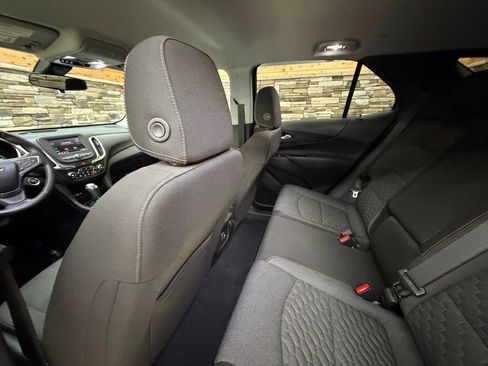 Used 2021 Chevrolet Equinox LT AWD/4WD image 27