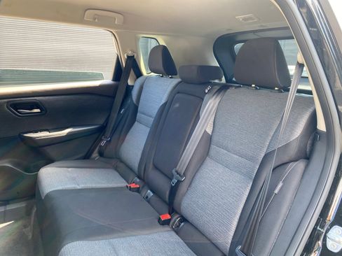 Used 2023 Nissan Rogue SV image 20