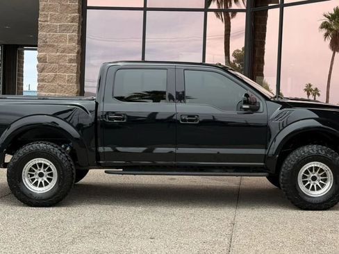Used 2018 Ford F150 Raptor w/ Equipment Group 802A Luxury AWD/4WD image 14