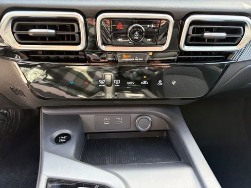 New 2026 Nissan Sentra SV w/ Floor Mat Package FWD image 25