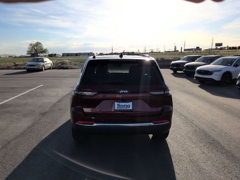 Used 2022 Jeep Grand Cherokee Limited 4xe AWD/4WD image 6