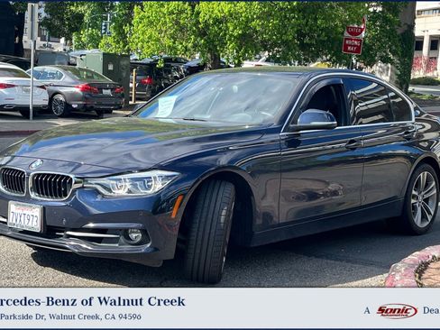 Used 2017 BMW 330i Sedan image 1