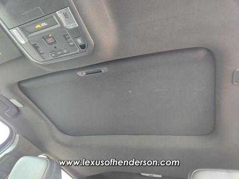 Used 2025 Toyota Tacoma TRD Sport w/ TRD Sport Premium Package AWD/4WD image 11