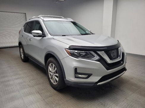 Used 2017 Nissan Rogue SV w/ SV Premium Package AWD/4WD image 13
