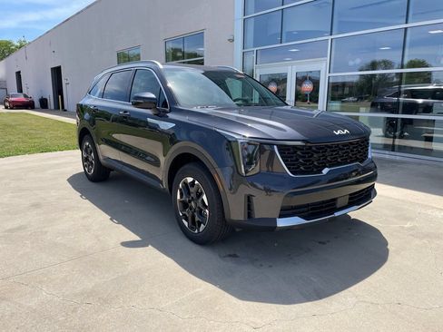 New 2026 Kia Sorento S AWD/4WD image 1