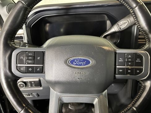 Used 2024 Ford F350 Lariat w/ Black Appearance Package AWD/4WD image 13