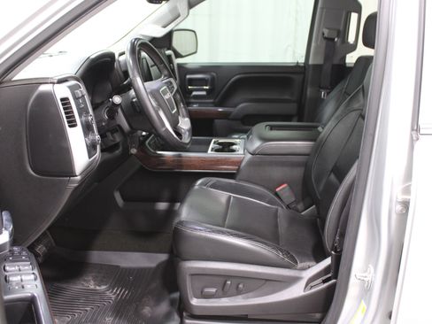 Used 2017 GMC Sierra 1500 SLT image 3