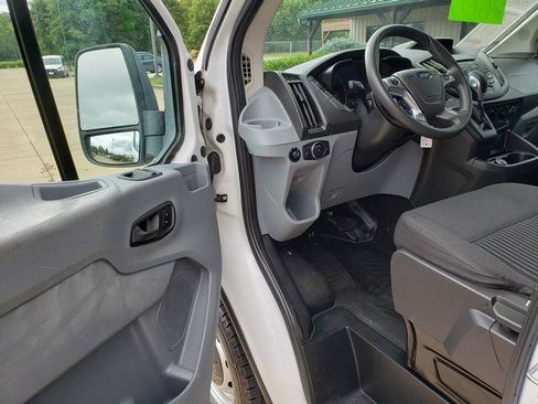 Used 2018 Ford Transit 150 130 Low Roof RWD image 10