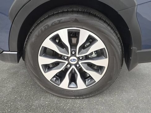 Used 2024 Subaru Outback Touring AWD/4WD image 31