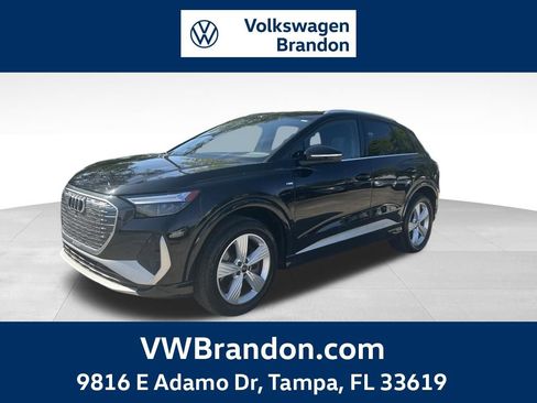 Used 2023 Audi Q4 e-tron Premium w/ Convenience Package image 1