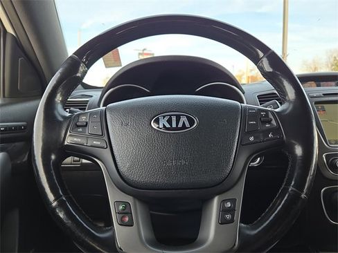 Used 2014 Kia Sorento SX w/ 3rd Row Package image 17