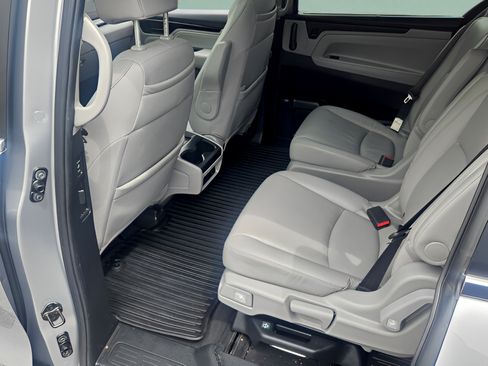 Used 2024 Honda Odyssey Touring image 24