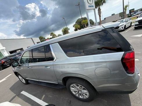 Used 2024 GMC Yukon XL SLT w/ SLT Luxury Package AWD/4WD image 7
