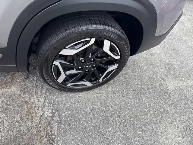 Used 2024 Kia Seltos SX AWD/4WD image 14
