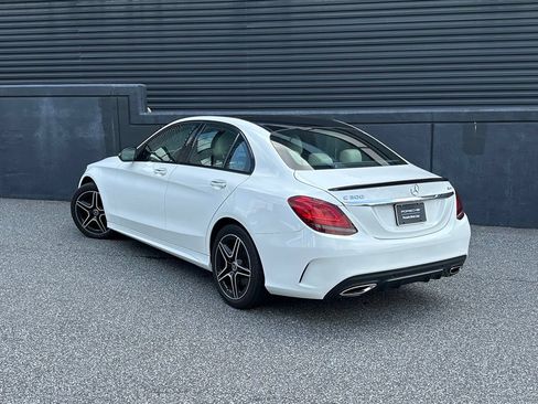 Used 2019 Mercedes-Benz C 300 4MATIC Sedan image 3