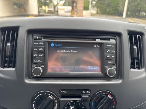 Used 2015 Nissan NV200 SV w/ Technology Package image 30