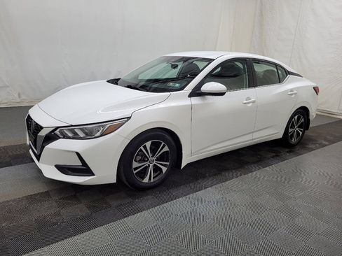 Used 2020 Nissan Sentra SV image 2