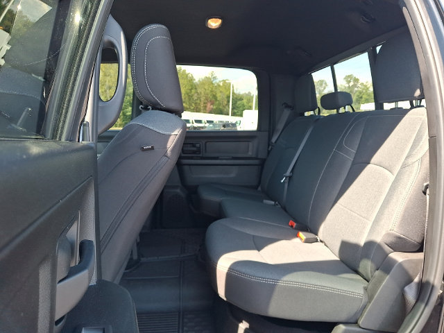Used 2024 RAM 2500 Tradesman w/ Chrome Appearance Group AWD/4WD image 10
