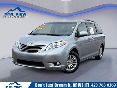 Used 2016 Toyota Sienna XLE w/ XLE Navigation Package