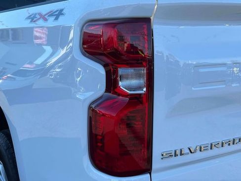 Used 2025 Chevrolet Silverado 1500 LT w/ Protection Package AWD/4WD image 12