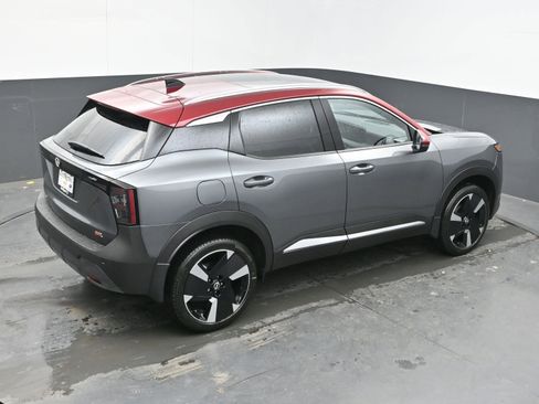 New 2026 Nissan Kicks SR w/ SR Premium Package FWD image 36
