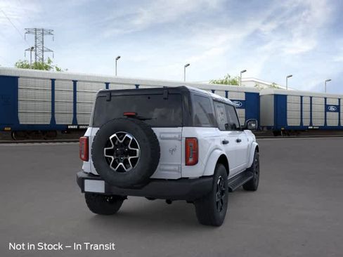 New 2026 Ford Bronco Outer Banks AWD/4WD image 8