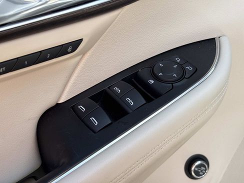 Used 2021 Buick Envision Avenir w/ Technology Package II FWD image 14