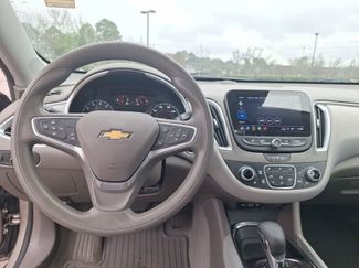 Used 2023 Chevrolet Malibu LT w/ Driver Confidence Package video 2