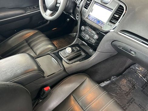 Used 2023 Chrysler 300 S image 12