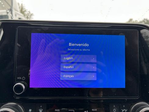 Used 2026 Toyota Highlander XLE image 25