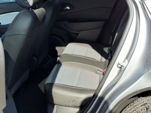 Used 2024 Chevrolet Trax LT w/ Driver Confidence Package FWD image 12