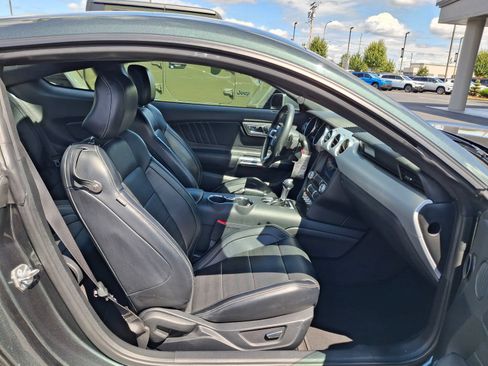 Used 2016 Ford Mustang GT Premium w/ Equipment Group 401A RWD image 11