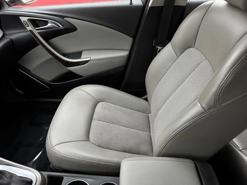 Used 2014 Buick Verano FWD image 20
