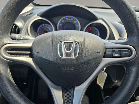 Used 2011 Honda Fit image 9