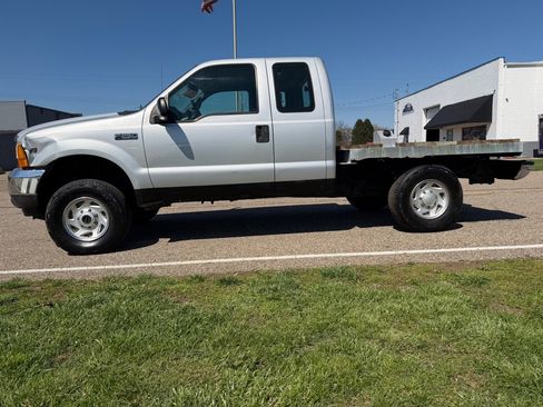 Used 2001 Ford F250 XL AWD/4WD image 8