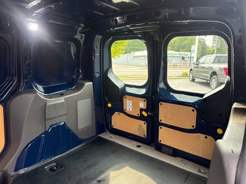 Used 2019 Ford Transit Connect XLT FWD image 24