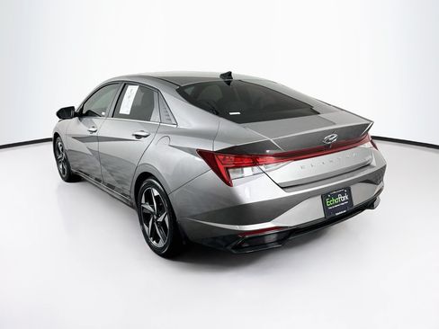Used 2023 Hyundai Elantra Limited FWD image 5