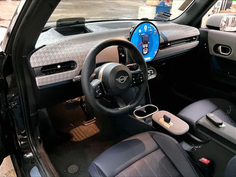 Used 2025 MINI Cooper S image 16