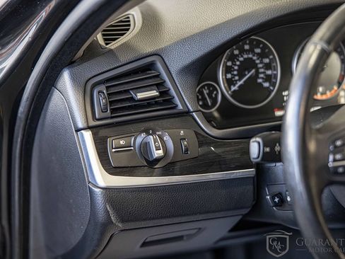 Used 2012 BMW 535i xDrive Sedan image 21