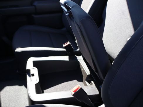 Used 2025 Chevrolet Silverado 1500 Custom Trail Boss w/ Dark Appearance Package image 26