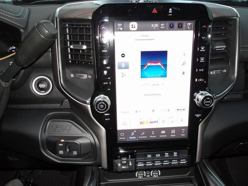 New 2026 RAM 2500 Laramie image 15