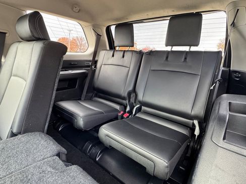 Used 2018 Toyota 4Runner SR5 image 24