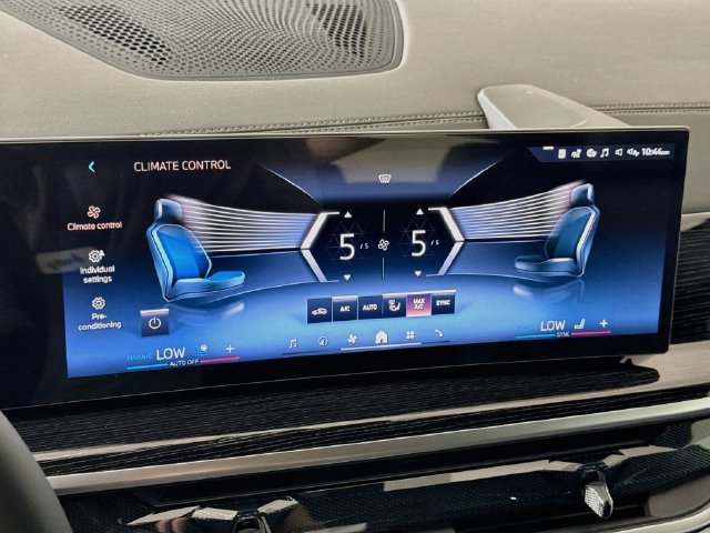 New 2027 BMW X6 xDrive40i AWD/4WD image 16