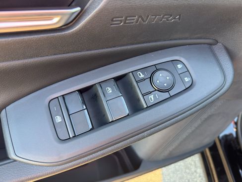 New 2026 Nissan Sentra SV w/ SV Convenience Package FWD image 11
